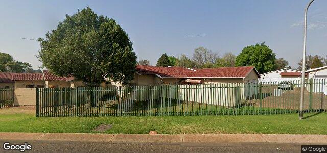 Larawan ng 15 Frederick Avenue sa Winnipeg, Manitoba