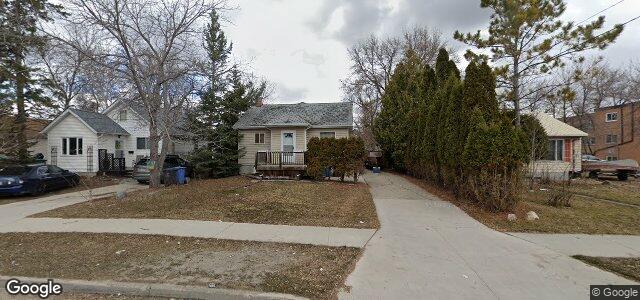 Larawan ng 165 Berrydale Avenue sa Winnipeg, Manitoba