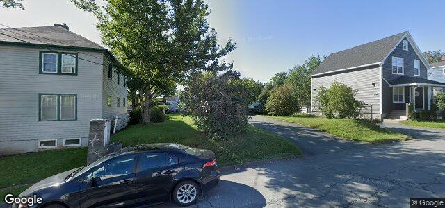 Larawan ng 18 Frederick Avenue sa Winnipeg, Manitoba