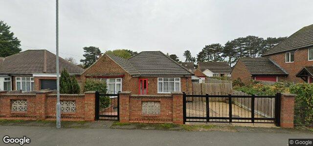 Larawan ng 19 St Thomas Road sa Winnipeg, Manitoba