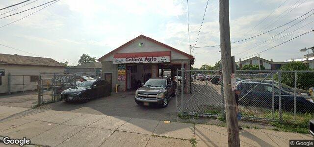 Larawan ng 218 Portland Avenue sa Winnipeg, Manitoba