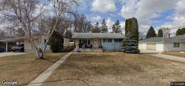 Larawan ng 230 St George Road sa Winnipeg, Manitoba