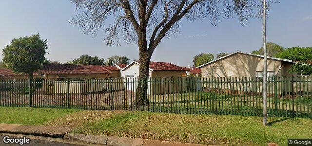 Larawan ng 25 Frederick Avenue sa Winnipeg, Manitoba