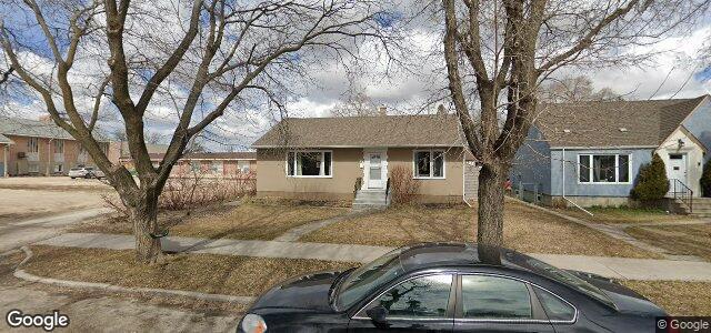 Larawan ng 27 Poplarwood Avenue sa Winnipeg, Manitoba