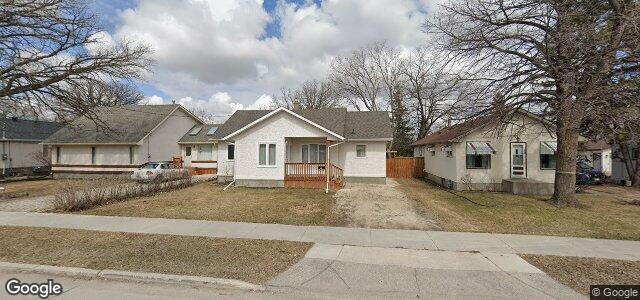 Larawan ng 37 Berrydale Avenue sa Winnipeg, Manitoba