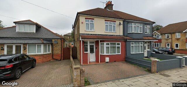 Larawan ng 38 Lennox Avenue sa Winnipeg, Manitoba