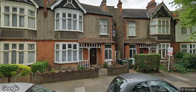 Larawan ng 40 Fernwood Avenue sa Winnipeg, Manitoba