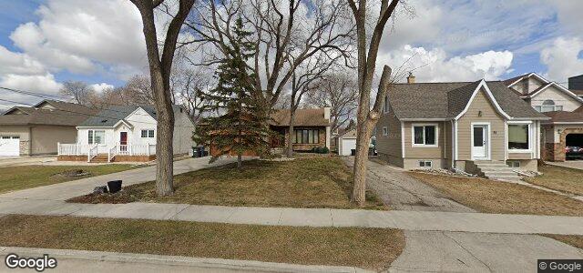 Larawan ng 79 Berrydale Avenue sa Winnipeg, Manitoba