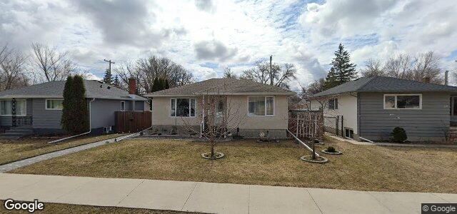 Larawan ng 82 Poplarwood Avenue sa Winnipeg, Manitoba