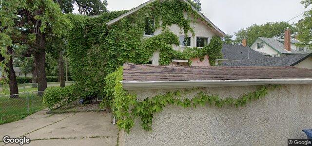 Larawan ng 100 St Cross Street sa Winnipeg, Manitoba