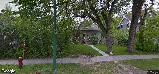 Larawan ng 104 Cathedral Avenue sa Winnipeg, Manitoba