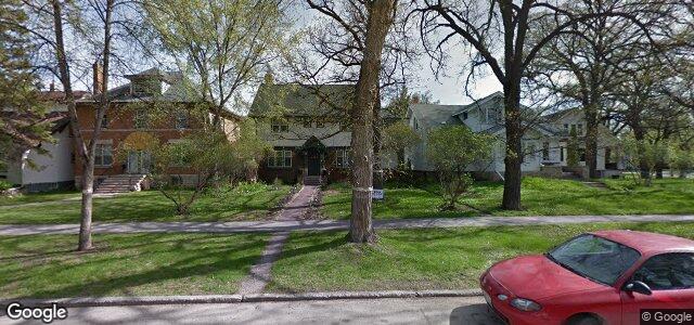 Larawan ng 105 Machray Avenue sa Winnipeg, Manitoba