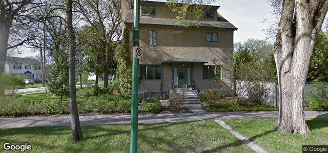 Larawan ng 106 Machray Avenue sa Winnipeg, Manitoba