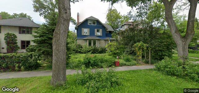 Larawan ng 118 Machray Avenue sa Winnipeg, Manitoba