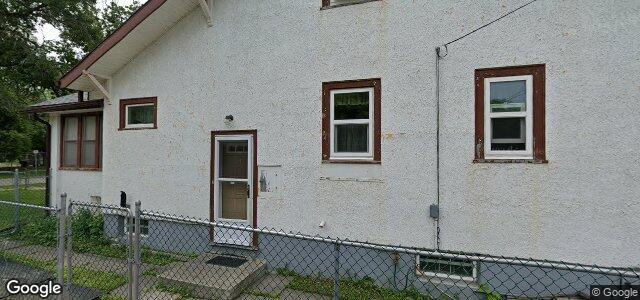 Larawan ng 12 Emslie Street sa Winnipeg, Manitoba
