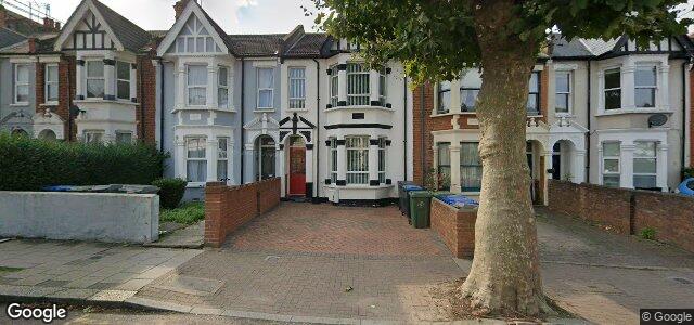 Larawan ng 15 St John'S Avenue sa Winnipeg, Manitoba