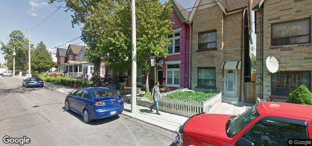 Larawan ng 221 Lansdowne Avenue sa Winnipeg, Manitoba