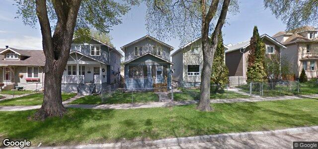 Larawan ng 235 Lansdowne Avenue sa Winnipeg, Manitoba