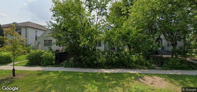Larawan ng 240 Cathedral Avenue sa Winnipeg, Manitoba