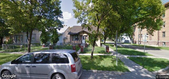 Larawan ng 241 Machray Avenue sa Winnipeg, Manitoba