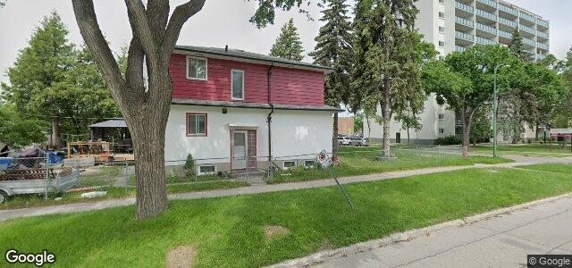 Larawan ng 242 Church Avenue sa Winnipeg, Manitoba