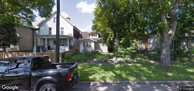 Larawan ng 249 Machray Avenue sa Winnipeg, Manitoba