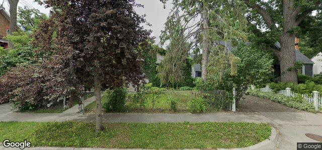 28 Mortimer Place（加拿大曼尼托巴省温尼伯市）房屋照片