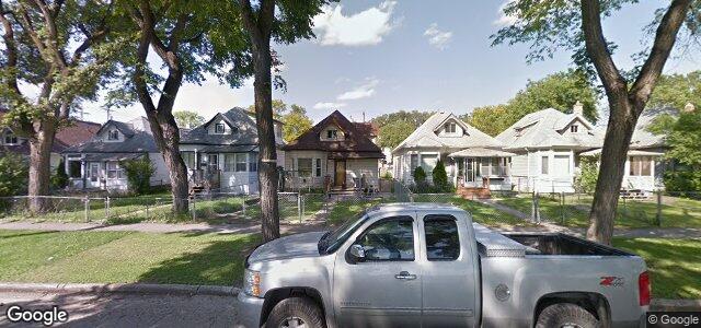 Larawan ng 281 Machray Avenue sa Winnipeg, Manitoba