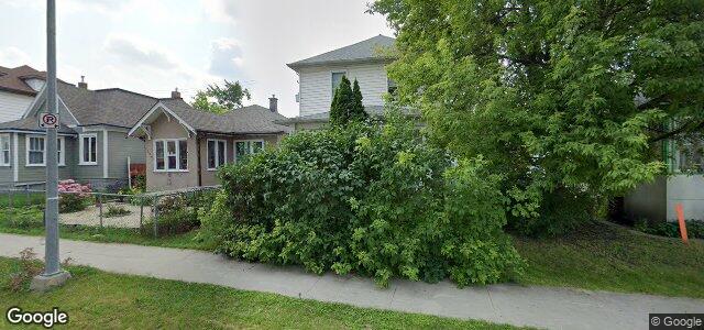 Larawan ng 300 Polson Avenue sa Winnipeg, Manitoba