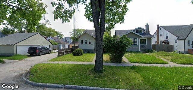 Larawan ng 302 St John'S Avenue sa Winnipeg, Manitoba