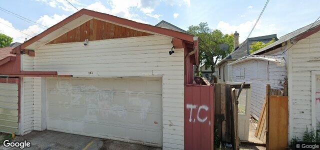 Larawan ng 303 Boyd Avenue sa Winnipeg, Manitoba