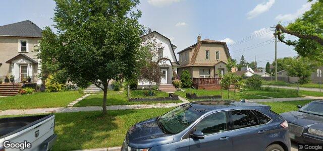 Larawan ng 303 Cathedral Avenue sa Winnipeg, Manitoba