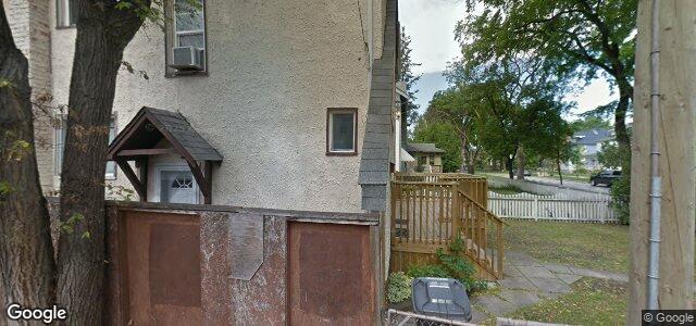 Larawan ng 306 Machray Avenue sa Winnipeg, Manitoba