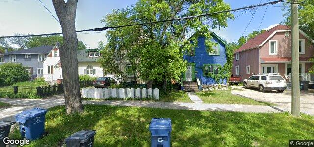Larawan ng 319 St John'S Avenue sa Winnipeg, Manitoba