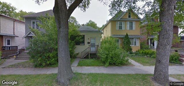 Larawan ng 32 Cathedral Avenue sa Winnipeg, Manitoba
