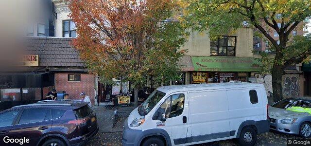 Larawan ng 322 Church Avenue sa Winnipeg, Manitoba