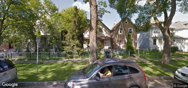 Larawan ng 335 Machray Avenue sa Winnipeg, Manitoba