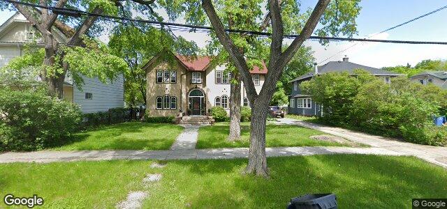 Larawan ng 335 St John'S Avenue sa Winnipeg, Manitoba