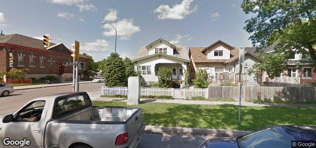Larawan ng 347 Machray Avenue sa Winnipeg, Manitoba