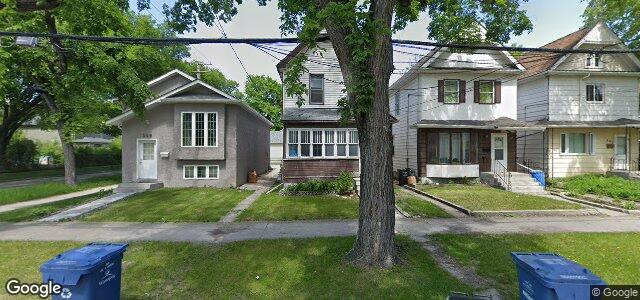 Larawan ng 347 St John'S Avenue sa Winnipeg, Manitoba