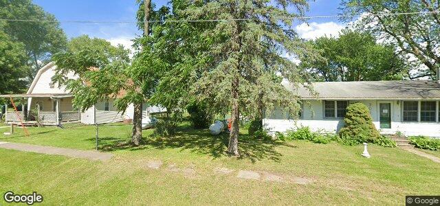 Larawan ng 348 College Avenue sa Winnipeg, Manitoba