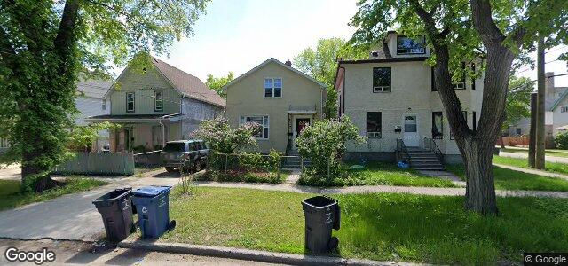 Larawan ng 348 St John'S Avenue sa Winnipeg, Manitoba