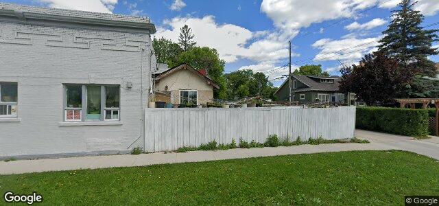 Larawan ng 351 Church Avenue sa Winnipeg, Manitoba