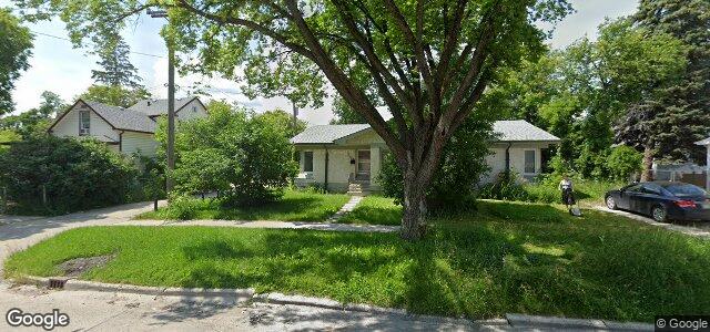 Larawan ng 354 Powers Street sa Winnipeg, Manitoba