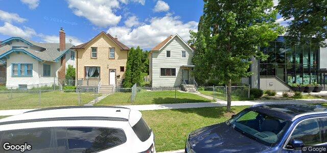 Larawan ng 359 Machray Avenue sa Winnipeg, Manitoba