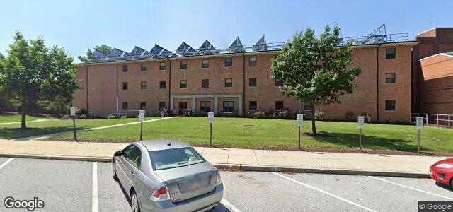 Larawan ng 370 College Avenue sa Winnipeg, Manitoba