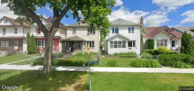 Larawan ng 377 Machray Avenue sa Winnipeg, Manitoba