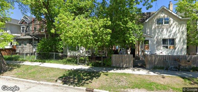 Larawan ng 379 Redwood Avenue sa Winnipeg, Manitoba