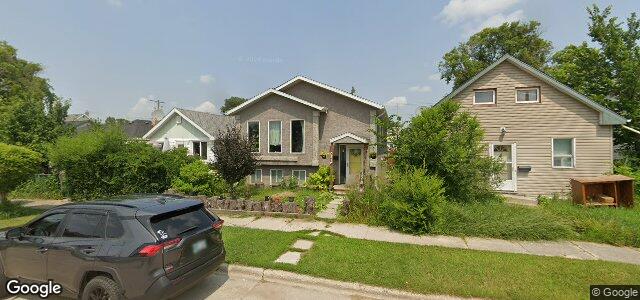 Larawan ng 387 Luxton Avenue W sa Winnipeg, Manitoba