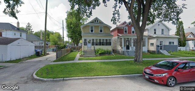 Larawan ng 388 Powers Street sa Winnipeg, Manitoba